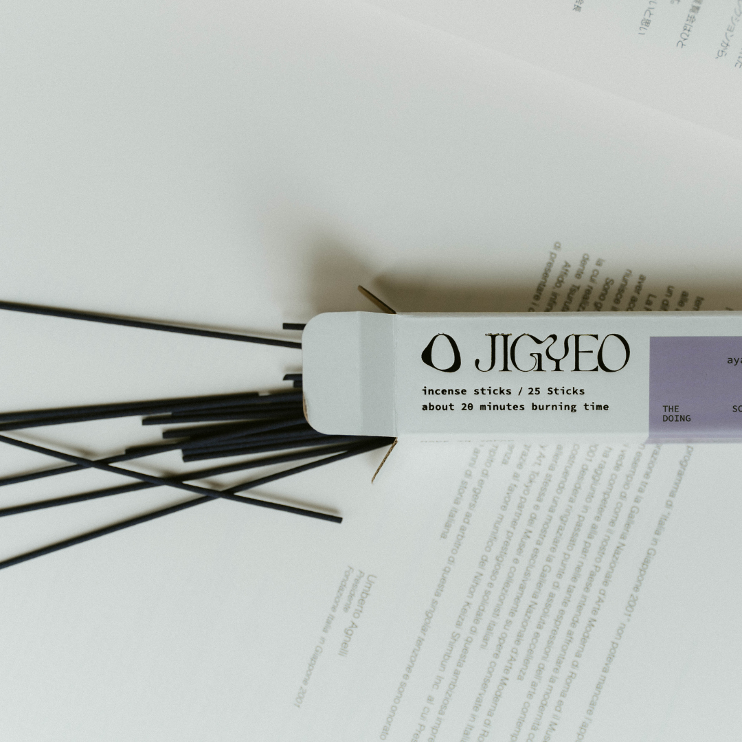 incense sticks / ayame